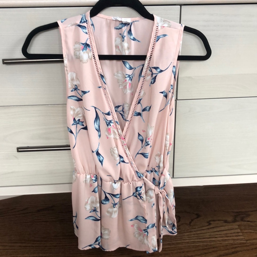 Tank/blouse  with cinched waist